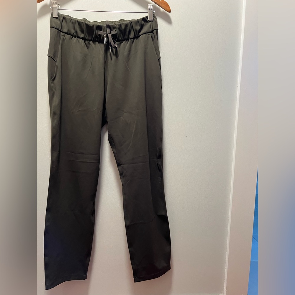 Lululemon on the fly pants